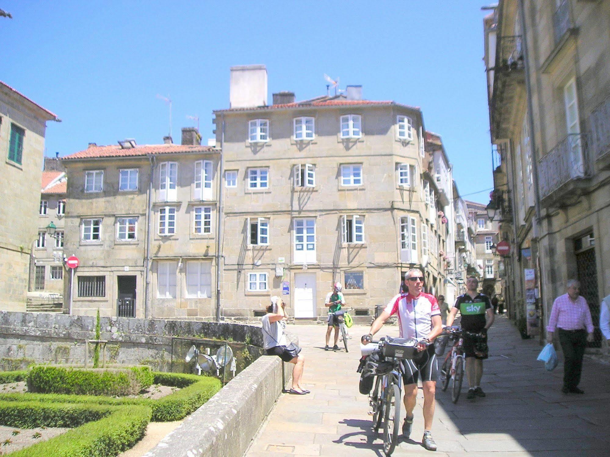 Apartamentos Casa De La Inmaculada Santiago de Compostela Exterior foto